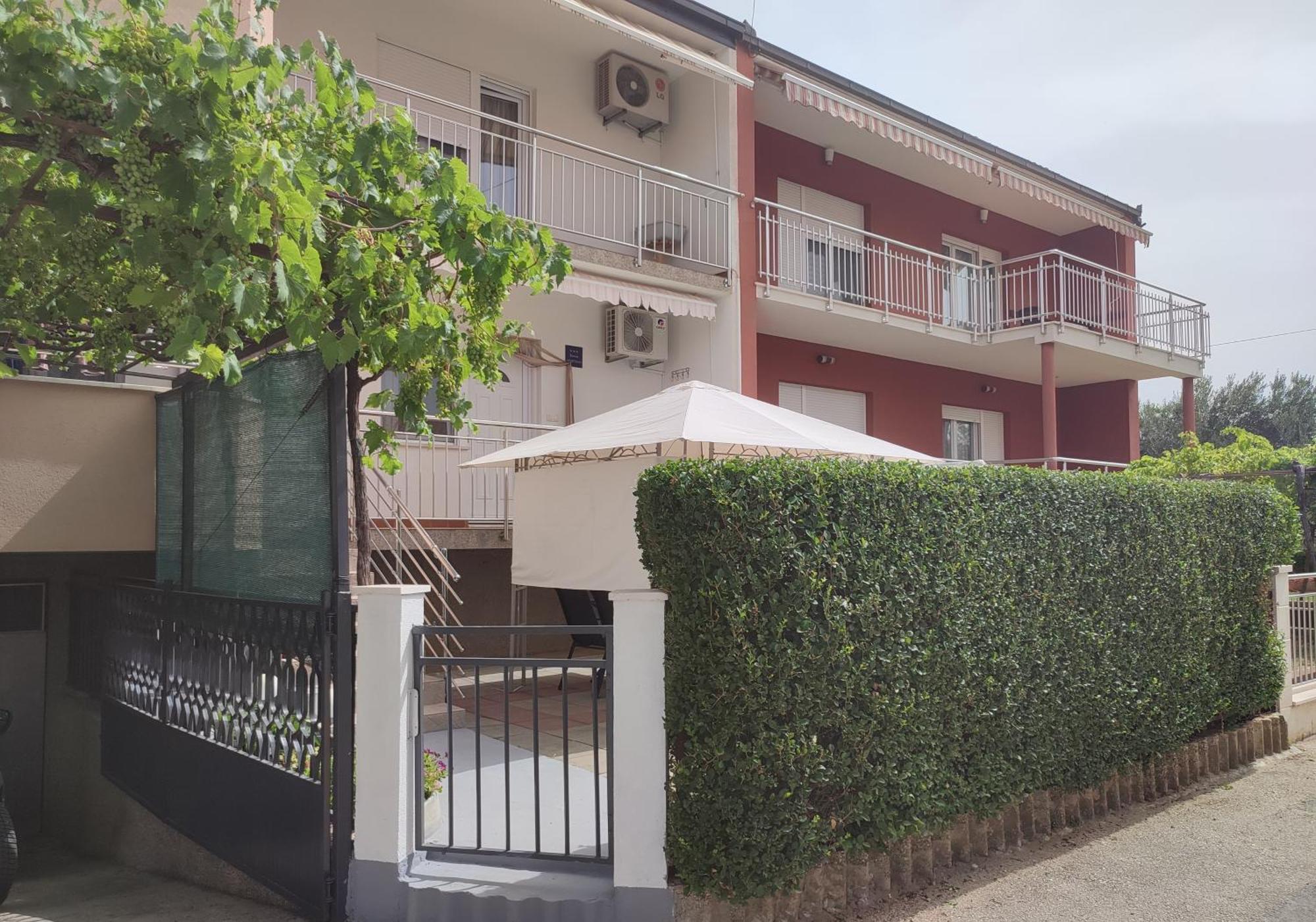 Angelina Apartman Kaštela Esterno foto